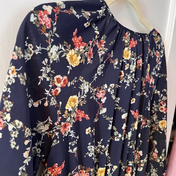 Gal meets Glam Bonnie - Picture 9 of 9